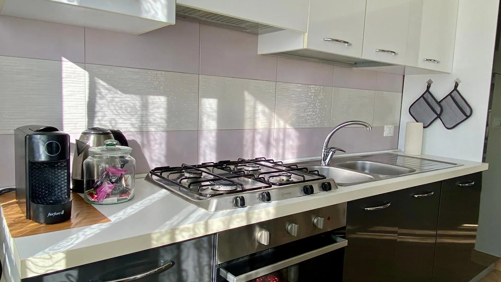 La Casa Lilla Apartment Borghetto Santo Spirito 0*,