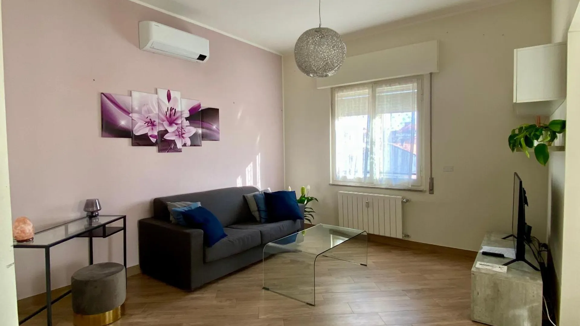 La Casa Lilla Apartment Borghetto Santo Spirito
